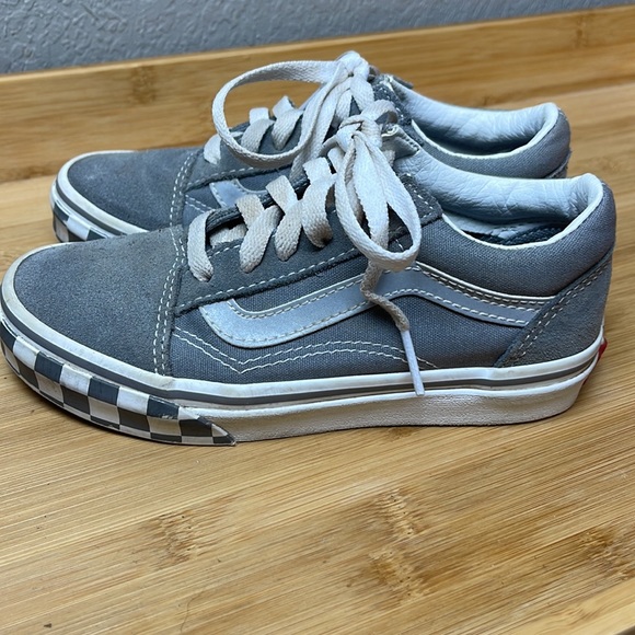 Gray vans - Picture 3 of 7